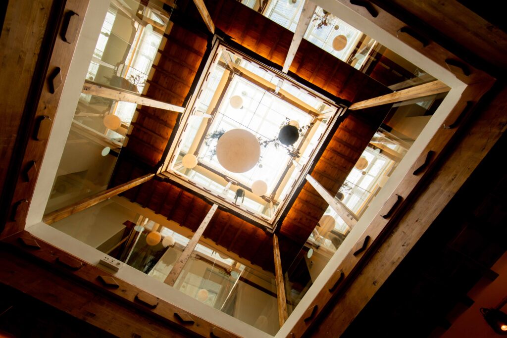 4u hostel granada patio